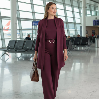 Elegant 3-delars set som inkluderar lång cardigan, topp och byxor